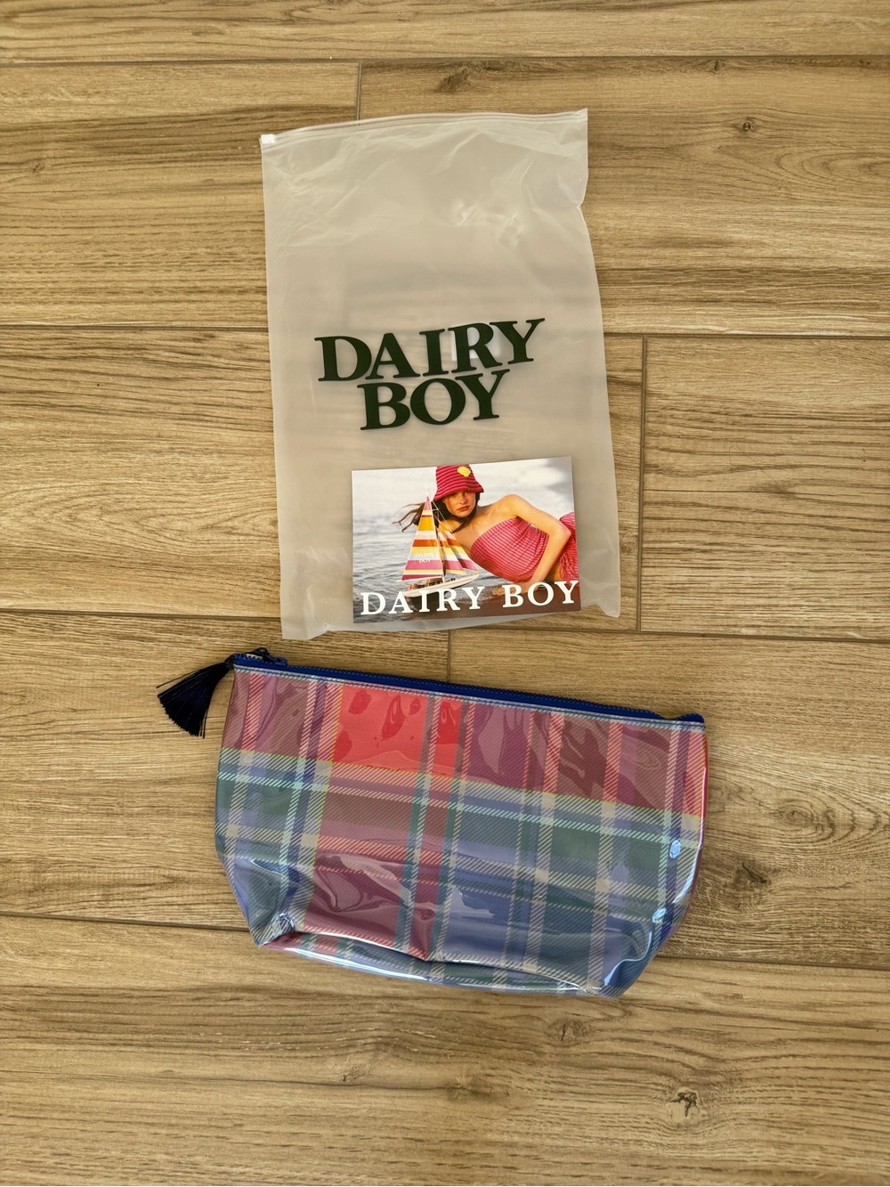 Dairy Boy Shell and Sail Makeup Bag Large- Nantucket Madras - Picture 4 of 5